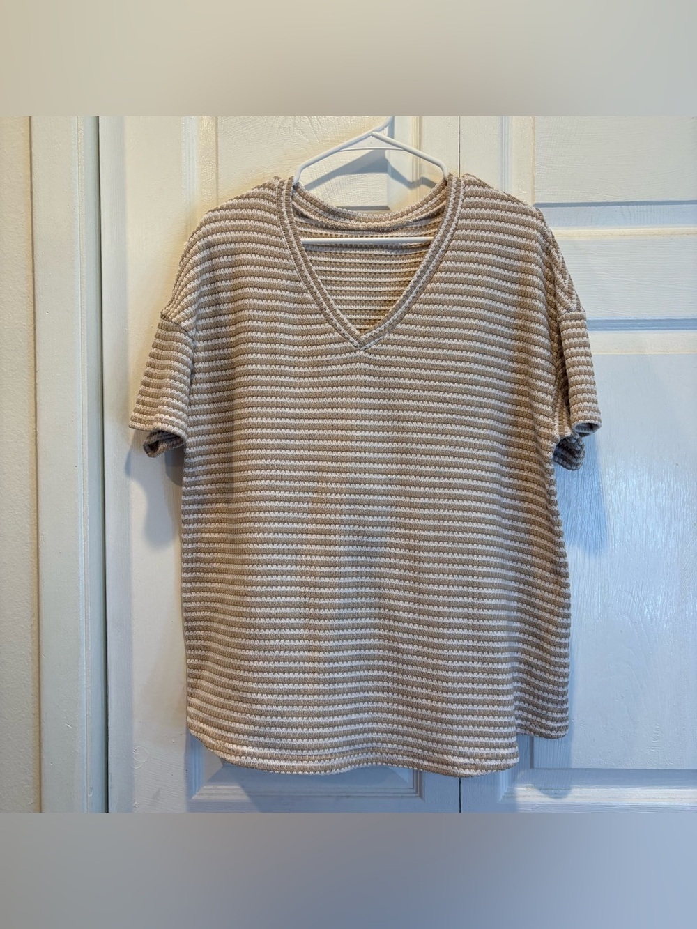 SHEIN Tan and Cream Waffle Knit Short Sleeve Top - Size Large